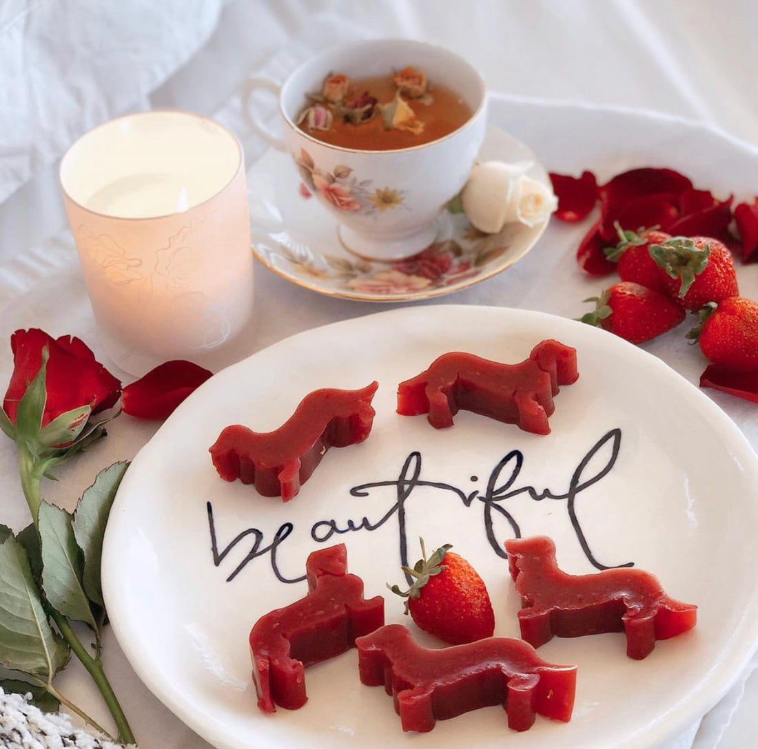 STRAWBERRY ROSE GUMMIES