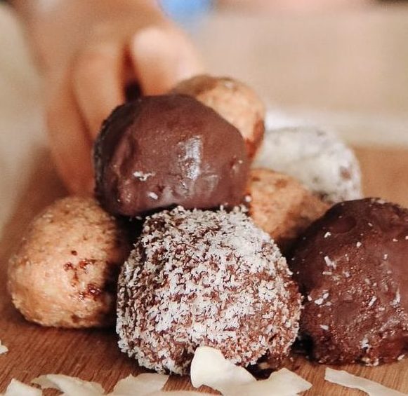 NUT BUTTER BALLS